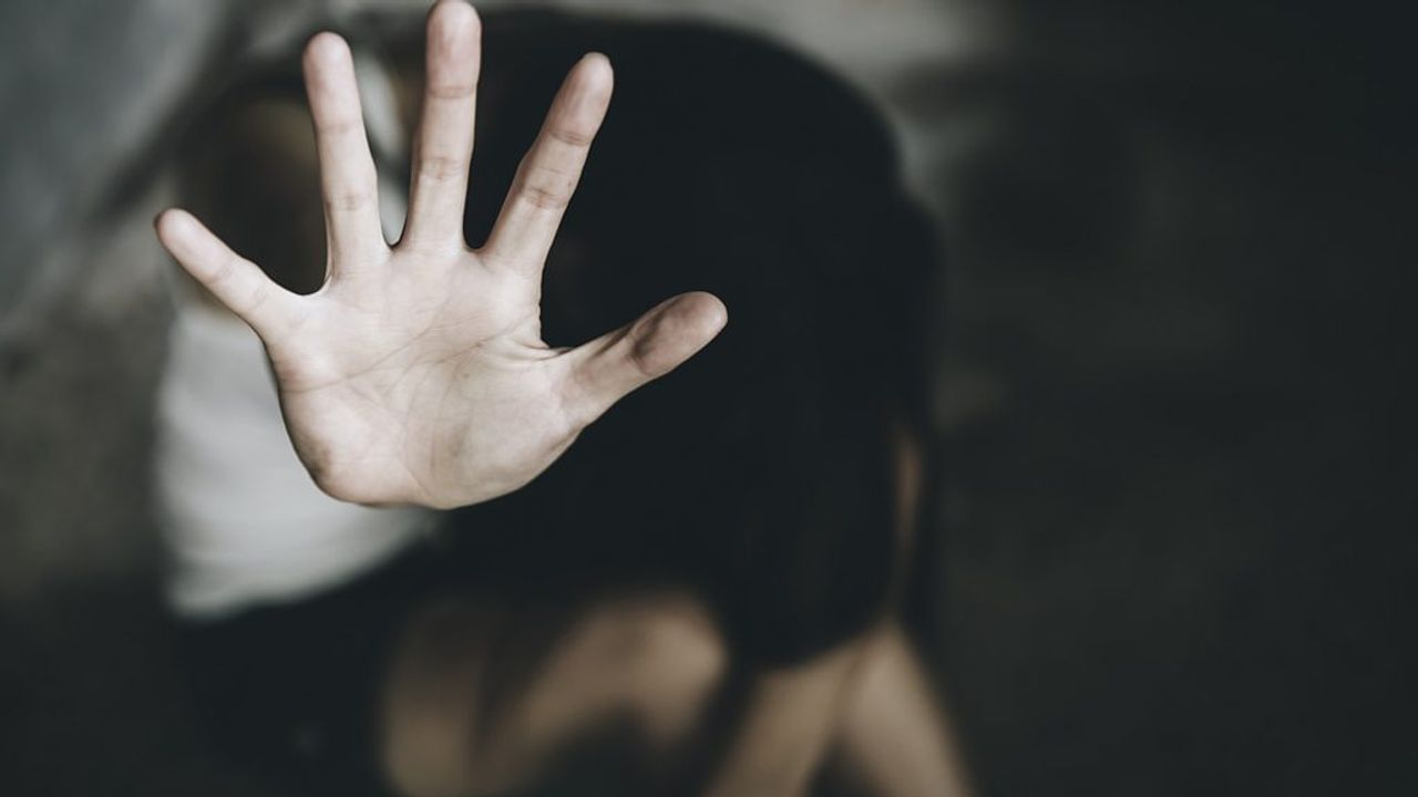 મુંબઈમાં મહિલા સાથે ક્રુરતાની હદ પાર, 30 વર્ષની મહિલા ઉપર નરાધમો દ્વારા ગુજારવામાં આવ્યો બળાત્કાર