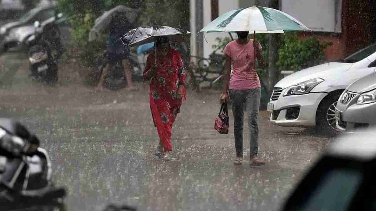 ચક્રવાતી તોફાન ગુલાબ ને કારણે મહારાષ્ટ્રમાં ભારે વરસાદની આગાહી, 11 જિલ્લાઓમાં રેડ એલર્ટ જાહેર