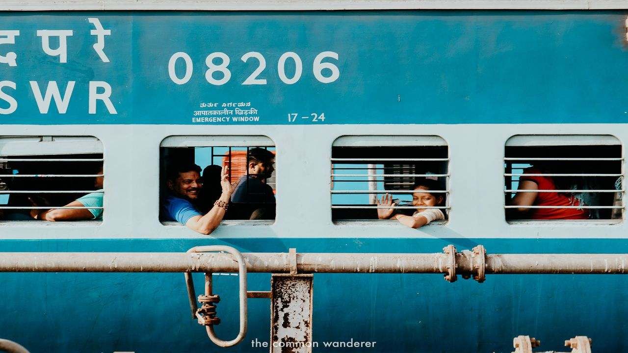 Indian Railways : ગુજરાતમાંથી પસાર થતી એક ડઝનથી વધુ ટ્રેનોના સમયમાં કરાયા ફેરફાર, કરો એક નજર નવી યાદી ઉપર