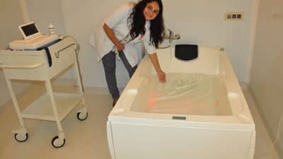 Surat : હવે ગર્ભવતી મહિલાઓ માટે વોટર બર્થ ડિલિવરીનો વિકલ્પ ઉપલબ્ધ