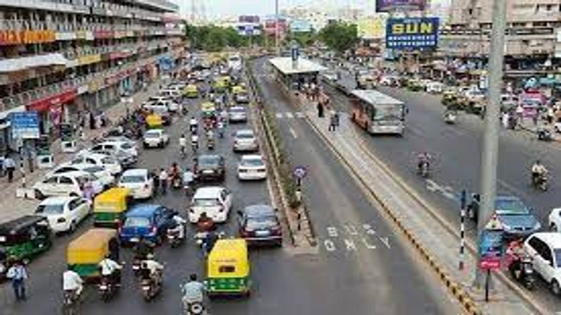 Ahmedabad : ટ્રાફિક અને પાર્કિંગની સમસ્યા હલ કરવા કોર્પોરેશન પાર્કિંગ પોલિસી જાહેર કરશે