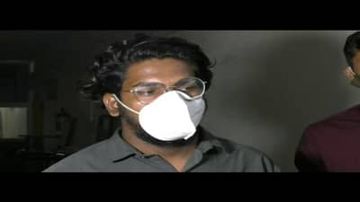 વલસાડ : સોશિયલ મીડિયાનો ક્રેઝ ભારે પડી શકે છે, સોશિયલ મીડિયા થકી મહિલાને બ્લેક મેલ કરતો શખ્સ ઝડપાયો