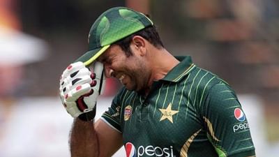 T20 World Cup: પાકિસ્તાનને વિશ્વકપ પહેલા જ લાગ્યો મોટો ઝટકો, વિસ્ફોટક બેટ્સમેન ઇજાને લઇ થયો બહાર