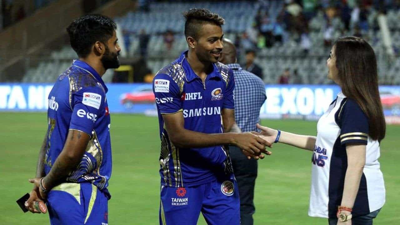 IPL 2022: હાર્દિક પંડ્યા મુંબઇ ઇન્ડિયન્સ માંથી પણ બહાર થઇ શકે છે, મુંબઇ આ ખેલાડીઓને જ કરશે રિટેન!