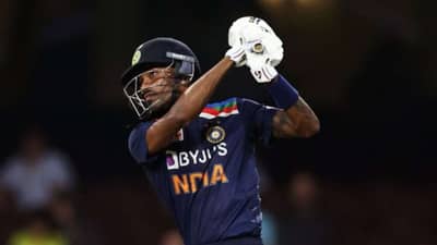 IPL 2021: હાર્દિક પંડ્યા ટીમ ઇન્ડીયામાં ધોનીની ખોટ પૂરવાની ભૂમિકા નિભાવશે, બોલીંગને બદલે વિશેષ જવાબદારી સોંપાઇ