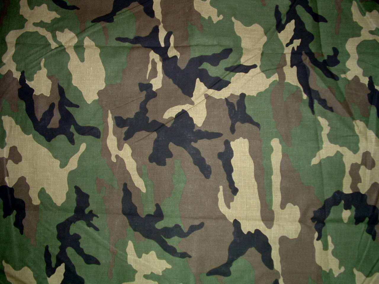 Camouflage | Camouflage wallpaper, Camo wallpaper, Army wallpaper