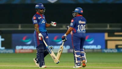 IPL 2021, RCB vs DC: બેંગ્લોર સામે દિલ્હી કેપિટલ્સે 5 વિકેટે 165 રનનો પડકાર રાખ્યો, પૃથ્વી અને ધવન અર્ધશતક ચૂક્યા