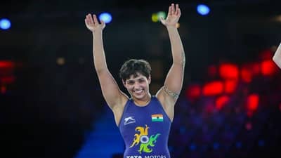 World Championship: અંશુ મલિકે રચ્યો ઇતિહાસ, વર્લ્ડ ચેમ્પિયનશિપમાં સિલ્વર મેડલ જીતીને વધાર્યુ દેશનુ ગૌરવ