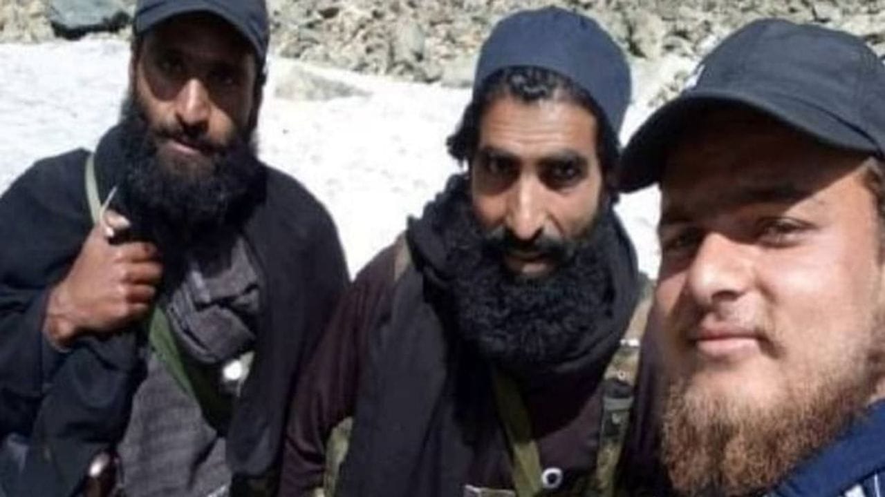 Jammu Kashmir: અવંતીપોરાના ત્રાલ વિસ્તારમાં જૈશ-એ-મોહમ્મદના ટોચના કમાન્ડર શામ સોફીને ઠાર કરાયો