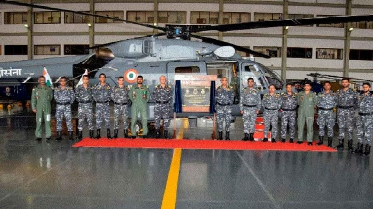 Indian Navy: ભારતીય નૌકાદળની તાકાત વધી, 2 'ALH Mk 3' હેલિકોપ્ટર કાફલામાં સામેલ