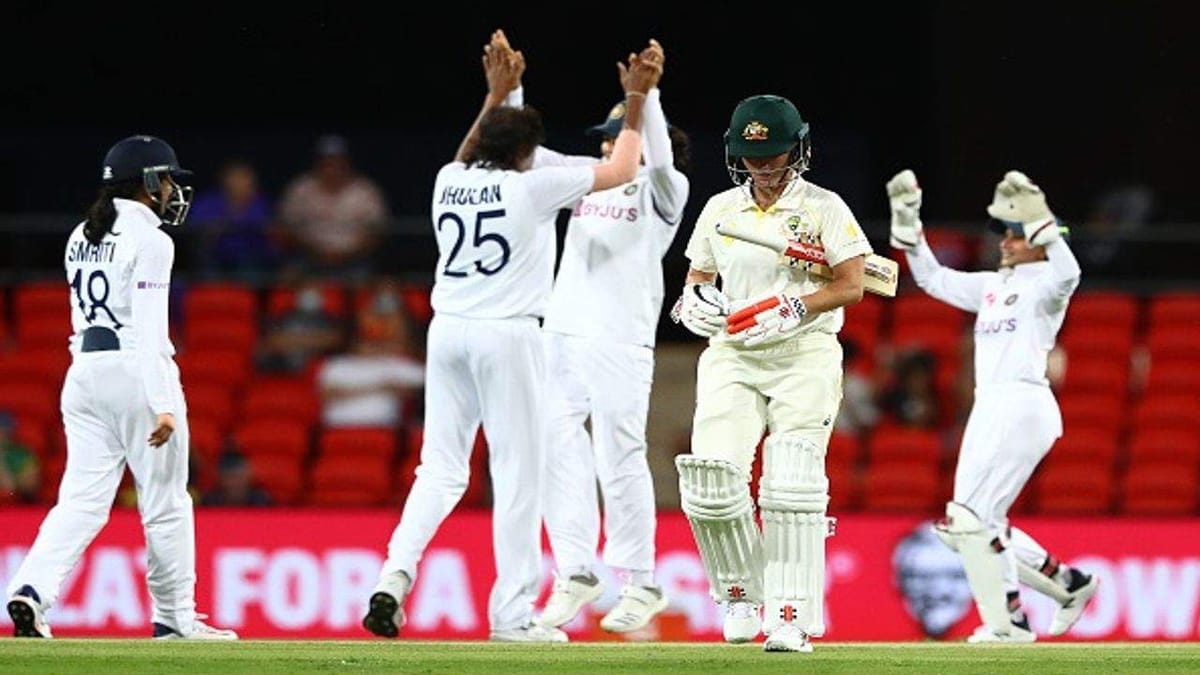 IND Women vs AUS Women: ભારતીય બોલરો સામે ઓસ્ટ્રેલિયન ટોપ ઓર્ડર ધ્વસ્ત, ટીમ ઇન્ડિયા ત્રીજા દિવસે મજબૂત સ્થિતિમાં