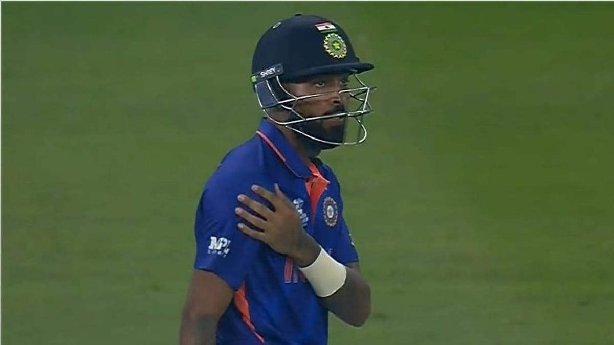 T20 World Cup: હાર્દિક પંડ્યાના ખભામાં ઇજા પહોંચી, સ્કેન માટે લઇ જવાયો, ટીમ ઇન્ડીયાની વધી ચિંતા