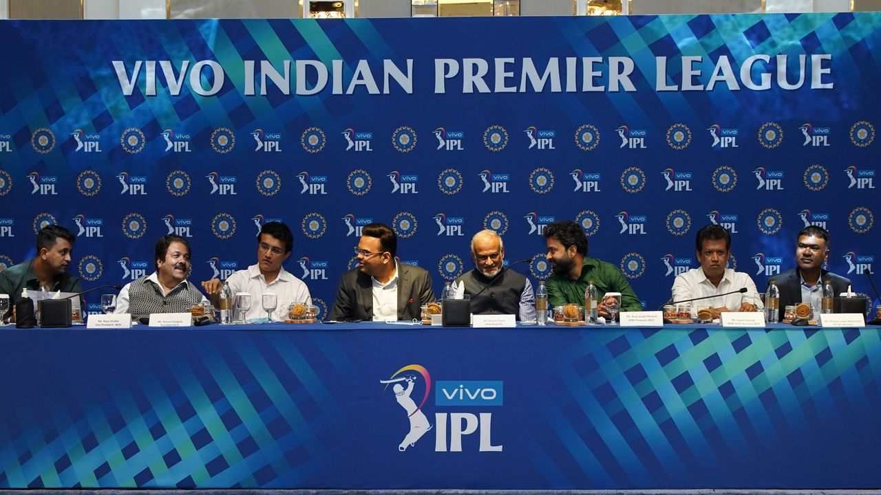 IPL: અમદાવાદની નવી ટીમને લઇને વકર્યો વિવાદ, ફ્રેન્ચાઇઝી ખરીદનાર માલિકોનુ જોડાણ સટ્ટાબાજ કંપનીઓ સાથે, BCCI પણ સવાલોમાં ઘેરાયુ