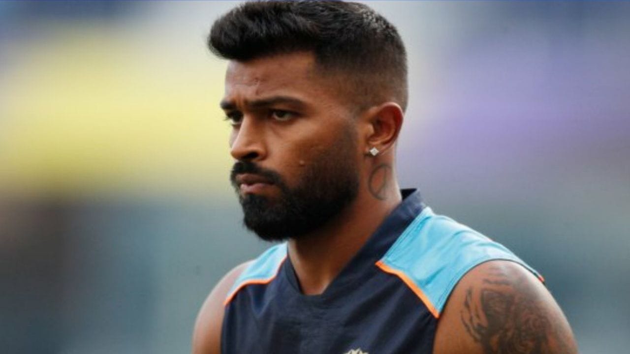 T20 World Cup 2021: હાર્દિક પંડ્યાએ મજબૂરીમાં શરુ કરી બોલીંગ, ધોની અને વિરાટ કોહલી એ લીધો મોટો નિર્ણય!