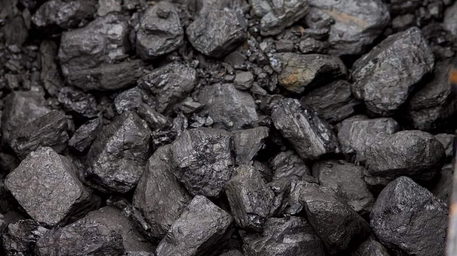 દેશમાં કેવી રીતે ઉભી થઇ કોલસાની અછતની મોટી સમસ્યા, કોલસા માતરી પ્રહલાદ જોશીએ આપ્યું કારણ