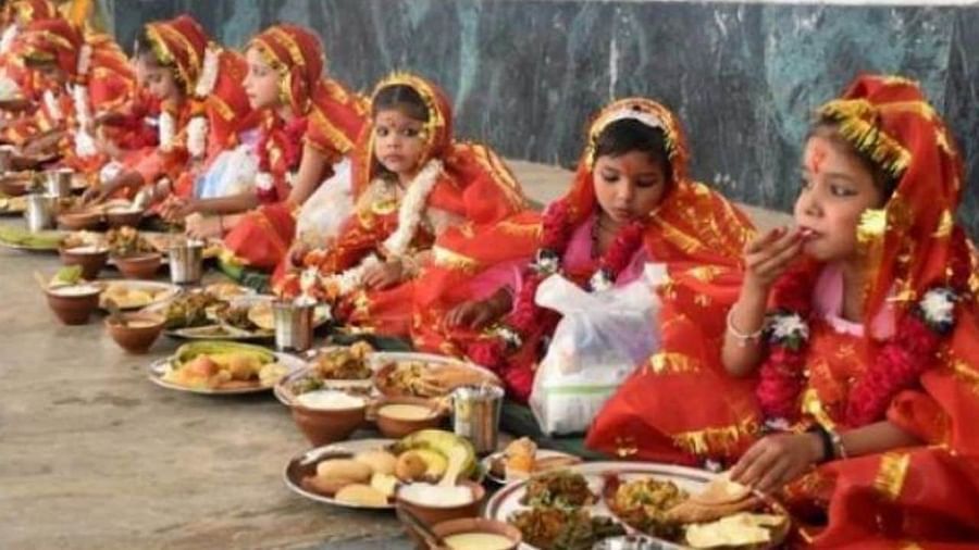 Navratri 2021: નવરાત્રિમાં કન્યા પૂજન કરતી વખતે આ બાબતોનું ધ્યાન રાખો, દરેક મનોકામના પૂરી થશે