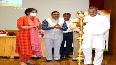 NDDB આણંદ ખાતે નેશનલ ડિજિટલ લાઇવસ્ટોક મિશનની બ્લ્યુપ્રિન્ટનું કેન્દ્રીય મંત્રીના હસ્તે અનાવરણ