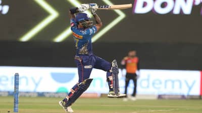 IPL 2021: સૂર્યાકુમાર યાદવે રમી લીધી મોટી ઇનીંગ, ચોગ્ગા અને છગ્ગા વડે હૈદરાબાદને મેદાનમાં પરેસેવો વળાવી દીધો