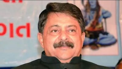 રાજ્યના મહેસુલ પ્રધાન રાજેન્દ્ર ત્રિવેદીના ફરી એકવાર તીખા તેવર, વીડિયો કોંફરન્સમાં  5 કલેકટરને ઉધડા લીધા