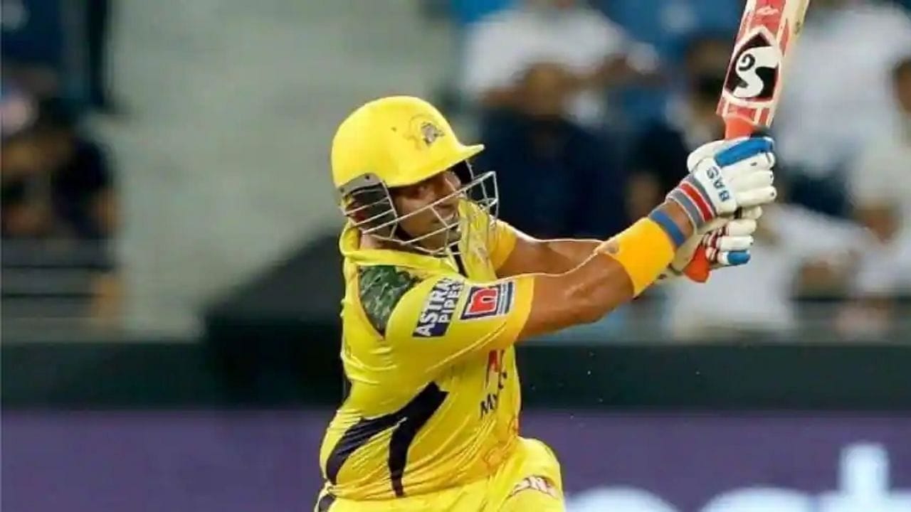 રોબિન ઉથપ્પા તે સમયે ભારતીય ક્રિકેટનું ઉગતું નામ હતું. તેણે તેની બેટિંગથી પ્રભાવિત કર્યા. ઉથપ્પા આ સમયે ટીમ ઈન્ડિયાનો ભાગ નથી પરંતુ તેણે તાજેતરમાં ધોનીની કેપ્ટનશીપમાં ચેન્નઈ સુપર કિંગ્સ માટે આઈપીએલ મેચ રમી હતી.