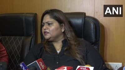 સમીર વાનખેડેની બહેને નવાબ માલિક સામે નોંધાવી પોલીસ ફરિયાદ, રાષ્ટ્રીય મહિલા આયોગને પણ પત્ર લખ્યો