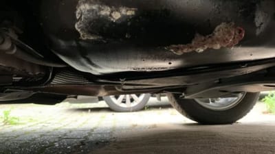 OMG !! કારની ટાંકી ફુલ કરાવીને છોકરીએ ફેસબુક પર શેર કરી તસવીર, ચોરી થઇ ગયુ પેટ્રોલ