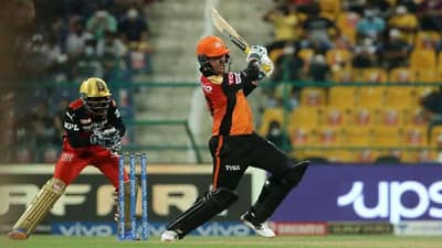 IPL 2021, RCB vs SRH: બેંગ્લોર સામે હૈદરાબાદે 7 વિકેટે 141 રનનો સ્કોર કર્યો, હર્ષલ પટેલની 3 વિકેટ