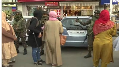 ટાર્ગેટ કિલિંગ બાદ કેન્દ્ર એક્શનમાં, ખીણમાં સર્ચ ઓપરેશન તેજ, ​​શ્રીનગરમાં પ્રથમ વખત CRPFની મહિલા બટાલિયન ખડકી દેવાઈ