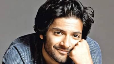 Ali Fazal Birthday : 3 ઇડિયટ્સના નાના રોલથી લઇને ગુડ્ડુ ભૈયા સુધી, આ રીતે બદલાય અલી ફઝલની કિસ્મત