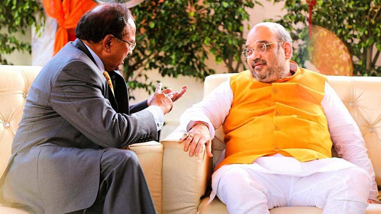 Jammu Kashmir : લઘુમતીઓની હત્યાથી સરકાર એક્શનમાં આવી, સેનાને સૂચના આપી કહ્યું આતંકવાદીઓનો સફાયો કરો