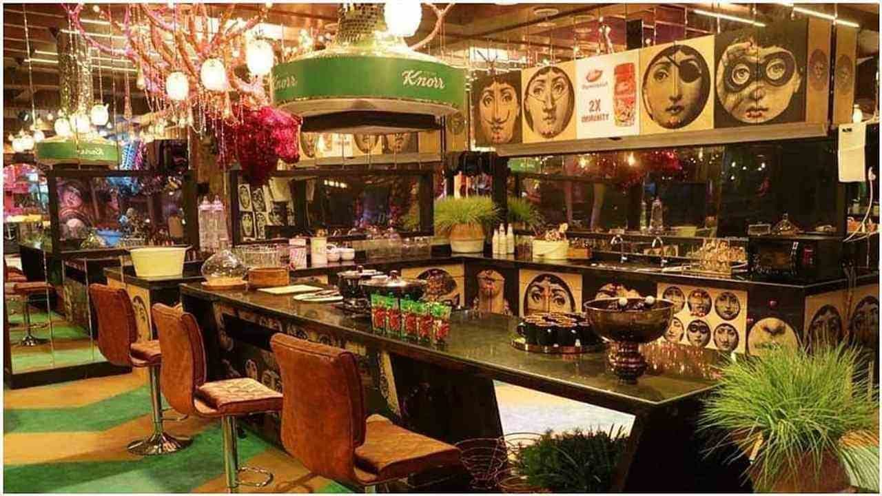 આ વખતે જે સ્પર્ધકોના નામ અત્યાર સુધી જાહેર કરવામાં આવ્યા છે તેમાં ઉમર રિયાઝ, તેજસ્વી પ્રકાશ, અકાસા, કરણ કુન્દ્રા, ડોનલ બિષ્ટ, શમિતા શેટ્ટી, નિશાંત ભટ્ટ અને પ્રતીક સહજપાલનો સમાવેશ થાય છે.