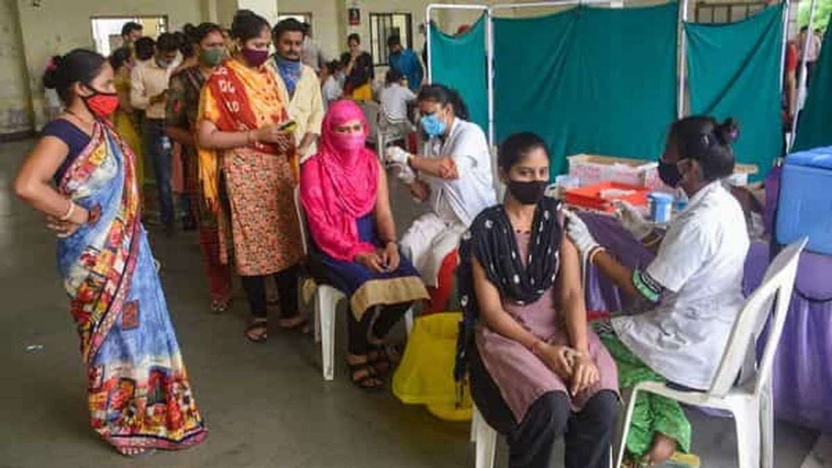 Surat : વેક્સિનના બીજા ડોઝનો લક્ષ્યાંક પૂર્ણ કરવા કોર્પોરેશન લોકોના ઘર આંગણા સુધી પહોંચશે