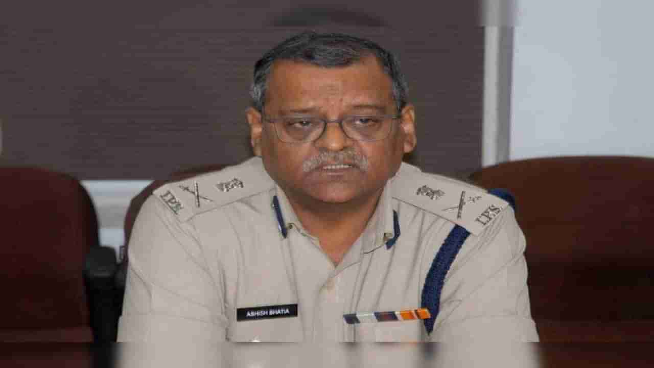ગુજરાતમાં પોલીસ ગ્રેડ પે મુદ્દે પાંચ સભ્યોની કમિટી બનાવવામાં આવી