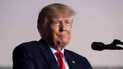 હા તે ધમકી છે મારી ધરપકડ કરો ! ડોનાલ્ડ ટ્રમ્પને મારી નાખવાની ધમકી આપનાર વ્યક્તિની ધરપકડ