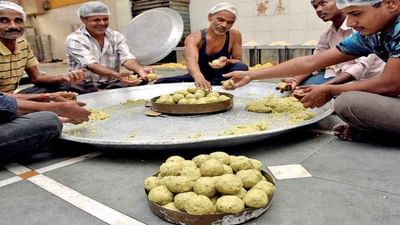 Surat: ફ્લાઈટો શરૂ થતાં જ સુરતી ઘારીની 'ડિમાન્ડ' વધી, વિદેશોથી ઓર્ડર આવવાના શરૂ