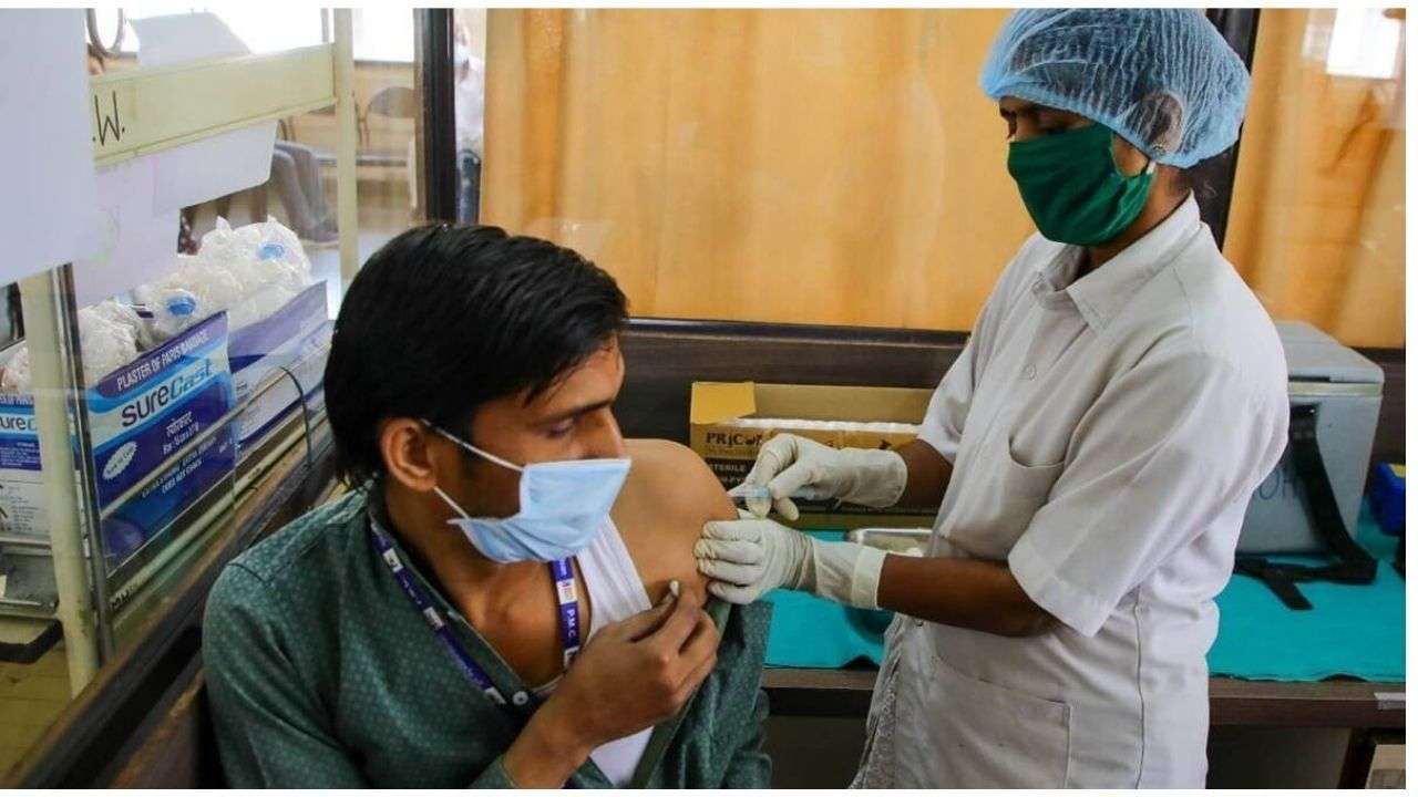Vaccination: ગુજરાતના 95 ટકા લોકોને ડિસેમ્બર માસ સુધી કોરોના રસીના બંને ડોઝ આપવા કવાયત