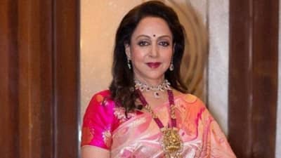 B’day Special: આજે 72મો જન્મદિવસ ઉજવી રહ્યા છે હેમા માલિની, જાણો કયા હીરોને મળવા પર પિતાએ લગાવ્યો હતો પ્રતિબંધ