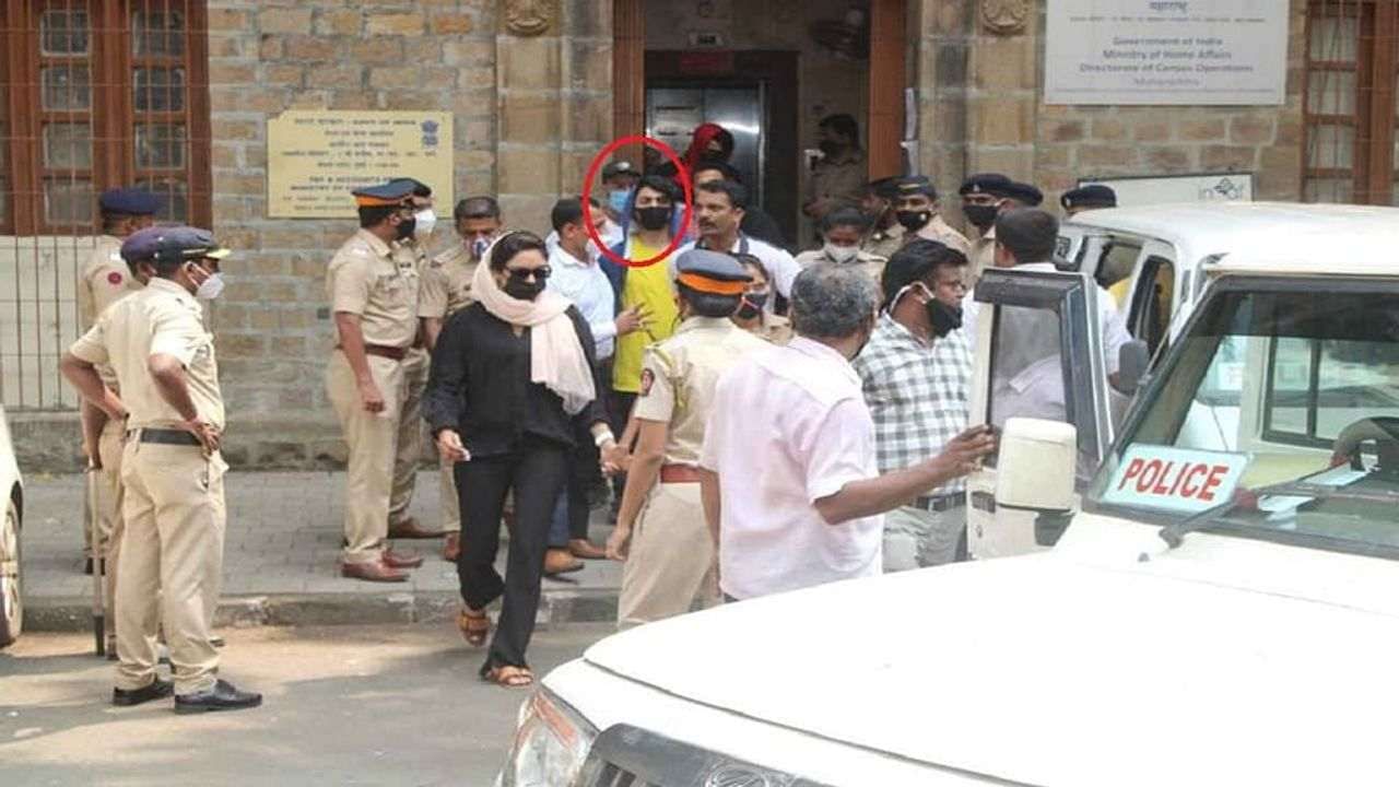 Aryan Drug Case : આર્યનની મુશ્કેલીમાં વધારો, NCB એ પેડલર્સ સાથે આર્યનનું કનેક્શન હોવાનો કોર્ટમાં કર્યો દાવો