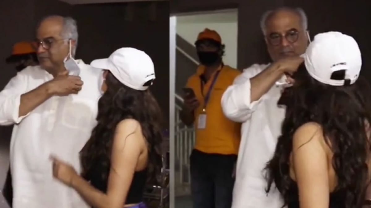 બોની કપૂરે ફોટો પડાવવા માટે દુર કર્યું માસ્ક, Janhvi Kapoorએ બધાની સામે આવી રીતે લગાવી ક્લાસ, જુઓ વીડિયો