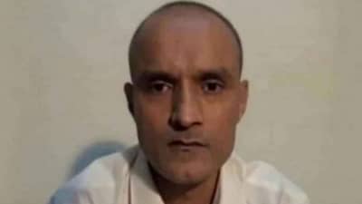 kulbhushan jadhav: પાકિસ્તાન કોર્ટે ભારતને જાધવનું પ્રતિનિધિત્વ કરવા માટે વકીલની નિમણૂક કરવા માટે વધુ સમય આપ્યો
