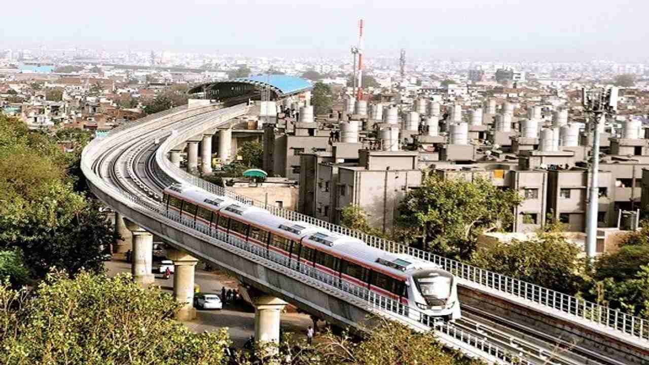 Surat Metro Project: અંડર ગ્રાઉન્ડ રૂટ પરની જર્જરિત મિલ્કતોને અસર થશે તો ખર્ચ GMRC ઉઠાવશે - Gujarati News | | Surat Metro project: GMRC to bear costs if dilapidated properties on underground