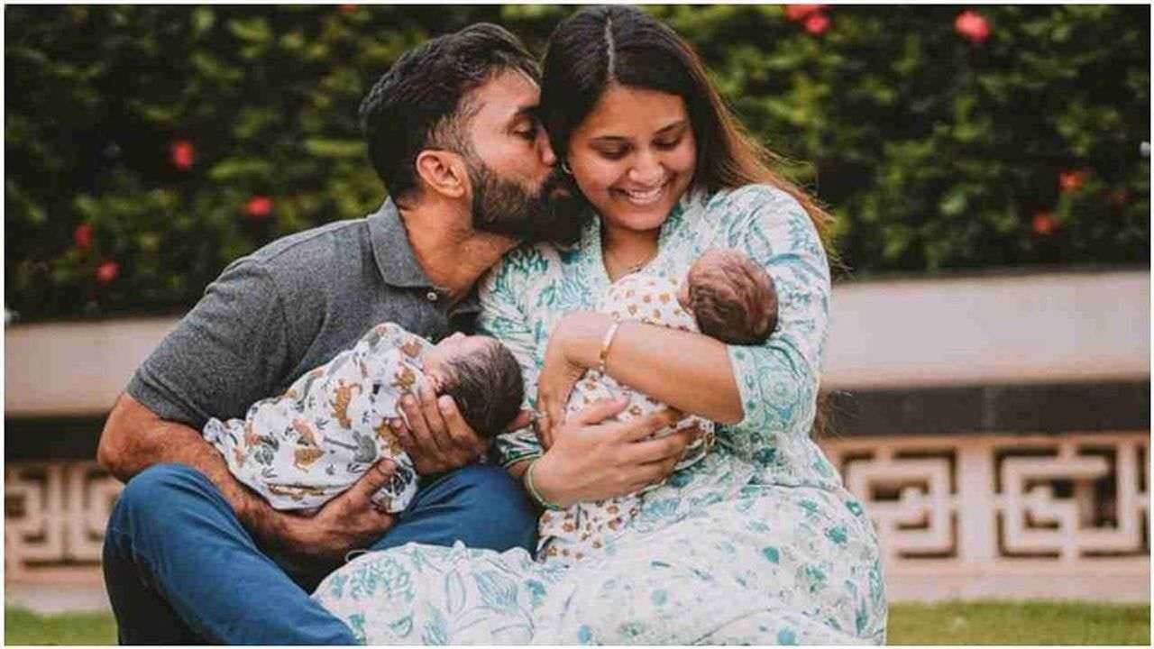 Dinesh Karthik: દિનેશ કાર્તિક જોડીયા બાળકોનો પિતા બન્યો, સ્કવોશ પ્લેયર દિપીકા પલ્લીકલ સાથે બાળકોની તસ્વીર શેર કરી, જાણો શુ રાખ્યુ નામ