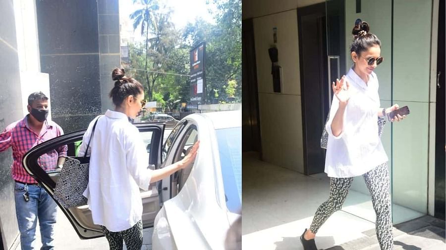 અભિનેત્રી રકુલ પ્રીત સિંહ ફિલ્મના પોસ્ટ નેરેશન માટે મુંબઈ પહોંચી હતી. અભિનેત્રીએ સફેદ શર્ટ સાથે પ્રિન્ટેડ પેટ્સ પહેર્યા હતા.