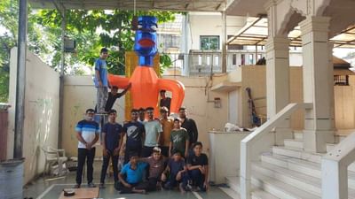 Surat : સુરતમાં રાવણ દહનના મોટા કાર્યક્રમો પર બ્રેક, પણ નાના પાયે રાવણ દહનની તૈયારીઓ પુરજોશમાં