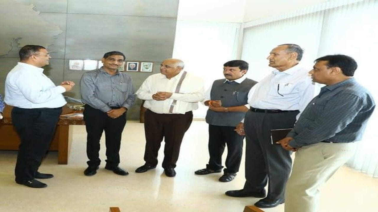 Surat : સૌરાષ્ટ્ર પટેલ સેવા સમાજ દ્વારા નિર્મિત હોસ્ટેલનું વડાપ્રધાન મોદીનાં હસ્તે ભૂમિ પૂજન કરાશે