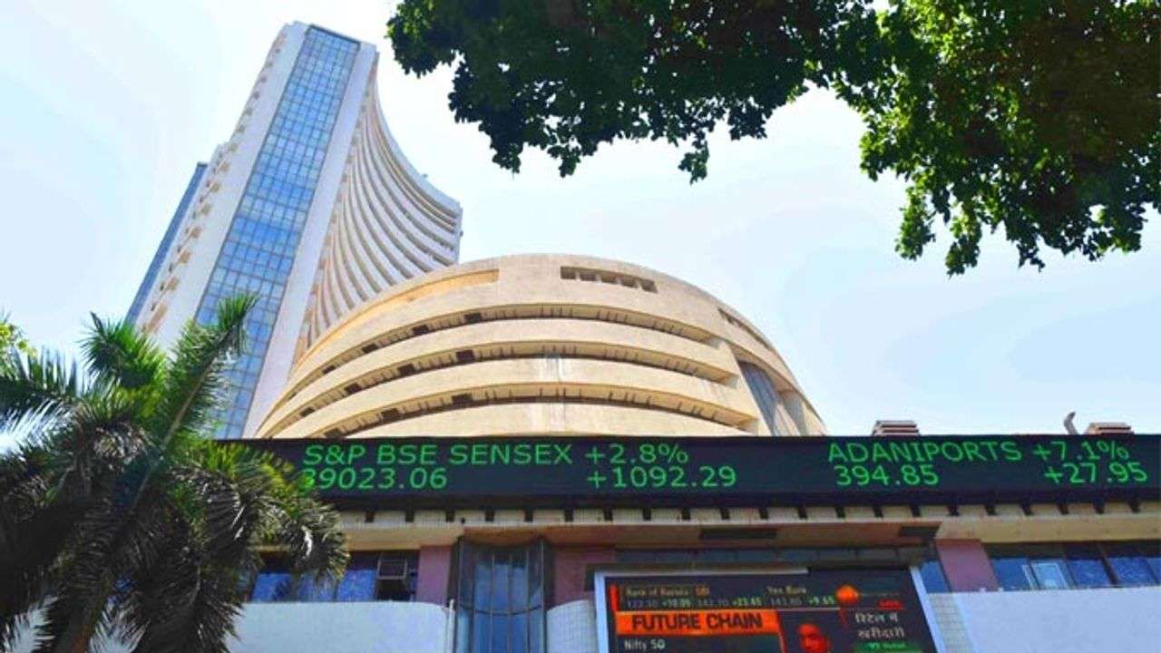 Share Market : સતત બીજા દિવસે બજારની મોટા ઘટાડા સાથે શરૂઆત, Sensex 726 સુધી લપસ્યા બાદ સારો રિકવર થયો