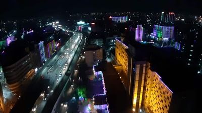 Surat: દિવાળી પહેલા સુરત રંગબેરંગી લાઈટોથી ઝગમગ્યું, કોર્પોરેશન પણ રોશની પાછળ કરશે 20 લાખ સુધીનો ખર્ચ