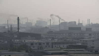 Surat : પ્રદુષણ ઘટાડવા સુરત કોર્પોરેશન રોડમેપ બનાવશે, ફરિયાદ માટે વેબસાઈટ પણ લોન્ચ કરશે