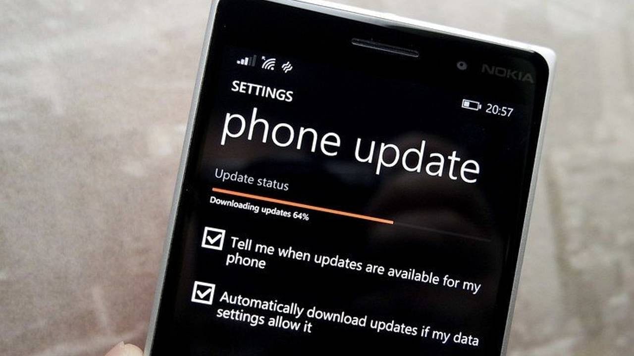 શા માટે મોબાઈલ કંપની વારંવાર મોકલે છે અપડેટ ? જો તમે અપડેટ ન કરો તો શું થશે નુક્સાન ? જાણો આ અહેવાલમાં