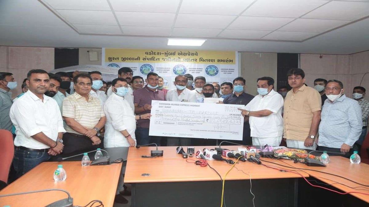 વડોદરા-મુંબઈ એક્સપ્રેસ વે પ્રોજેક્ટ હેઠળ સુરતના ખેડૂતોને સંપાદિત જમીનનું વળતર ચૂકવાયું